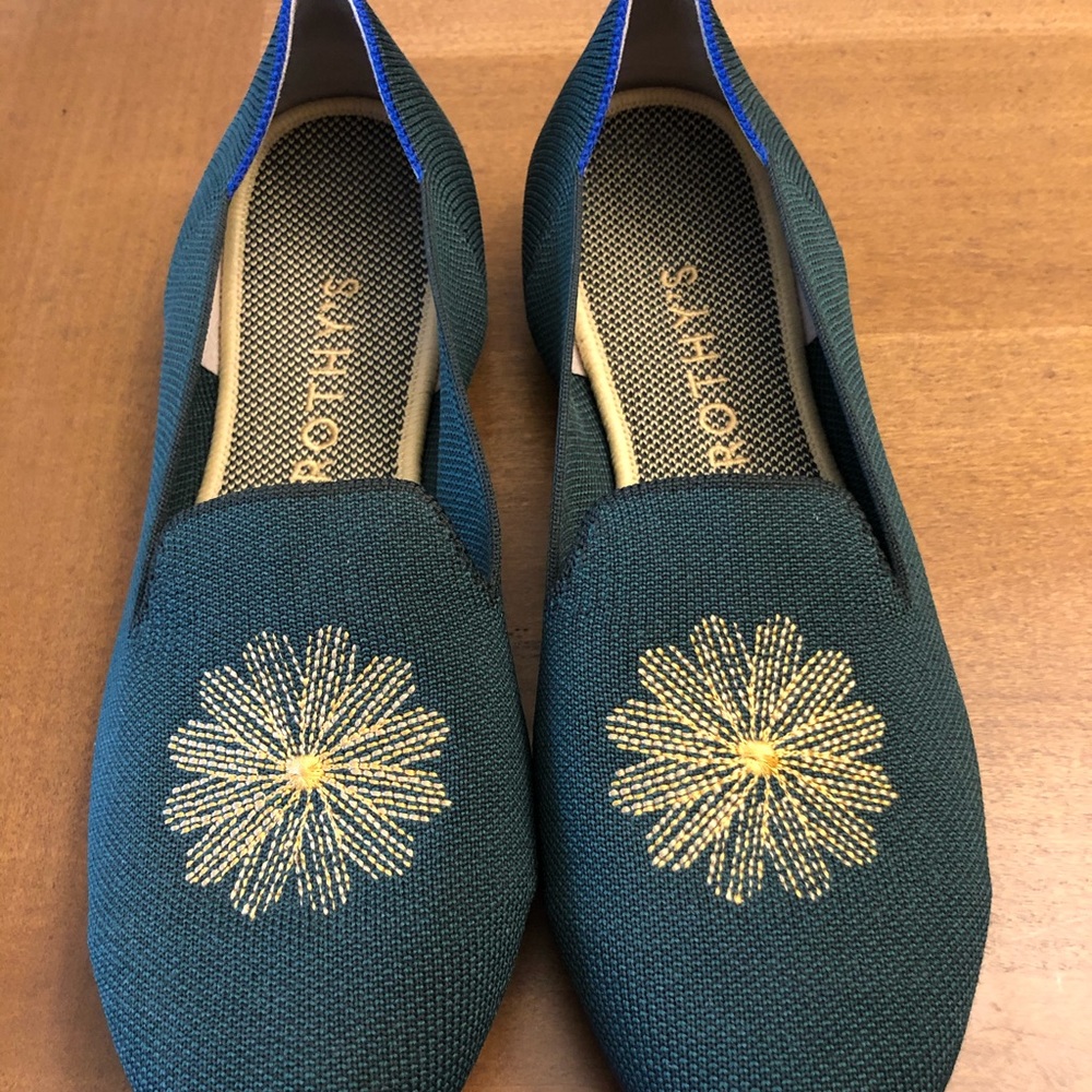 Rothy's Loafer in embroidered green